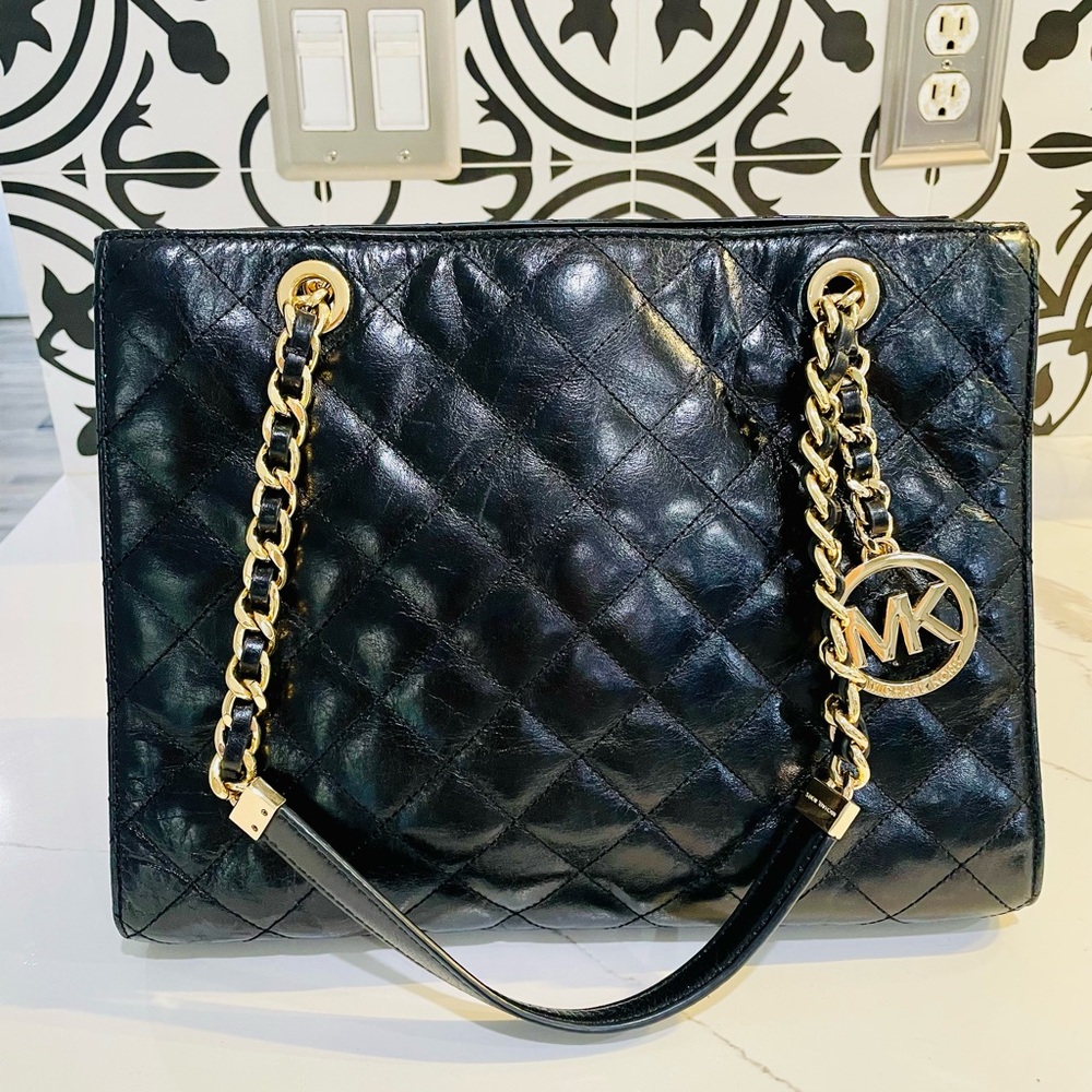 Michael Kors Black and Gold Quilted Shoulder Bag